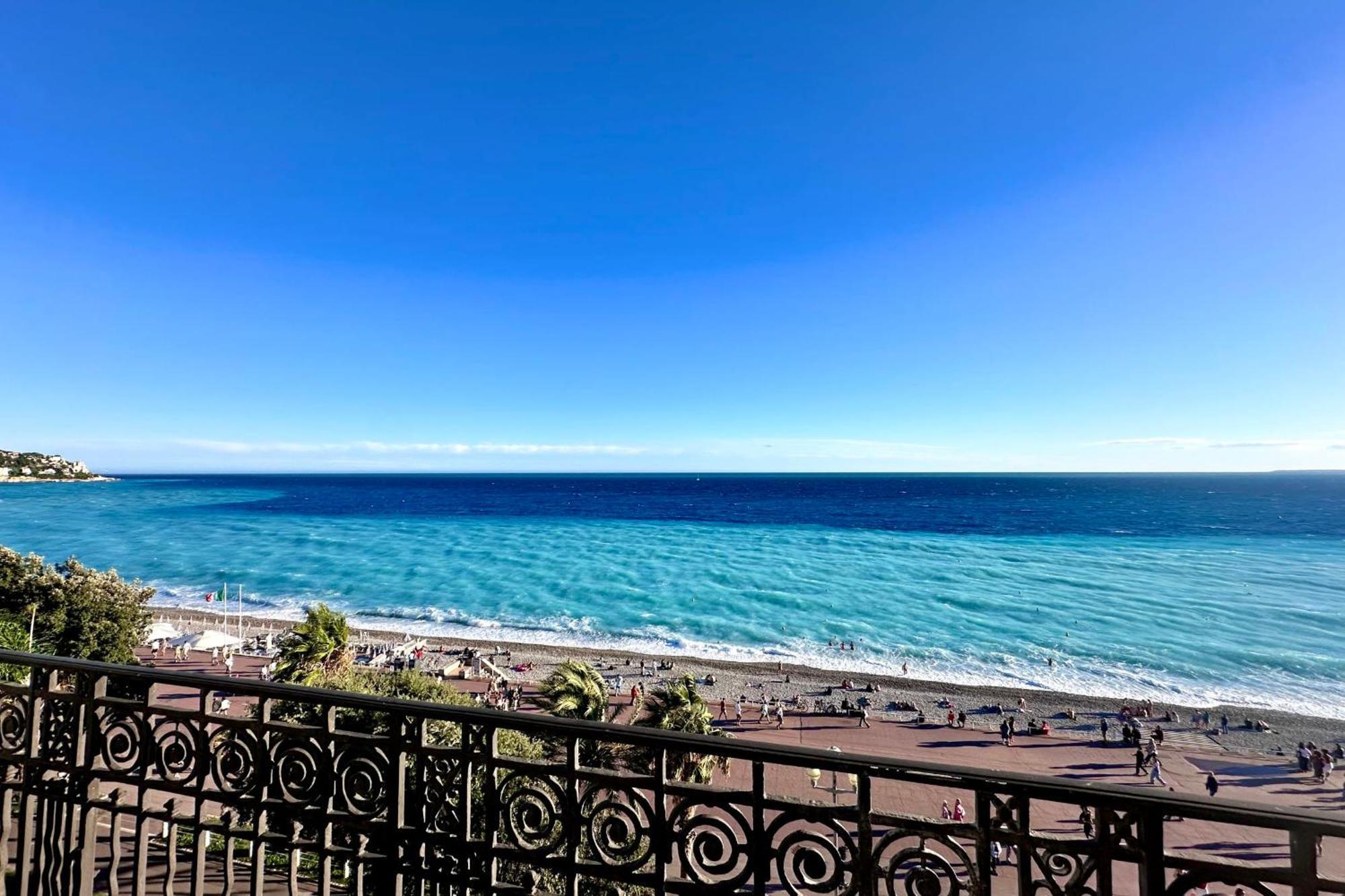 Quai Promenade View Balcony With Breathtaking View Nice