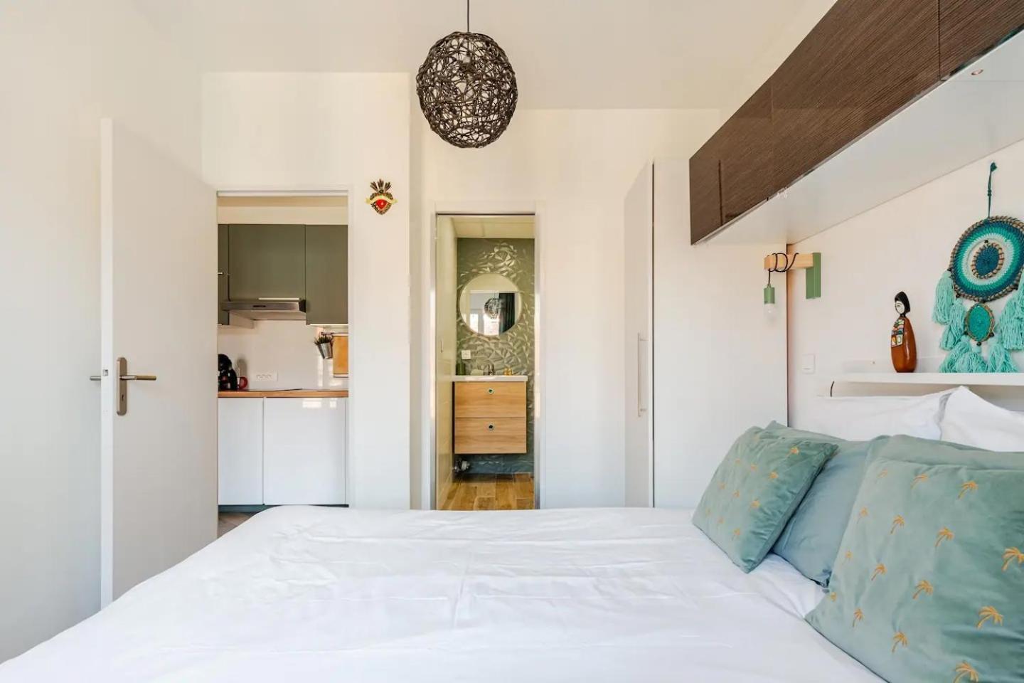 Homelivia Av Jean Medecin Nice