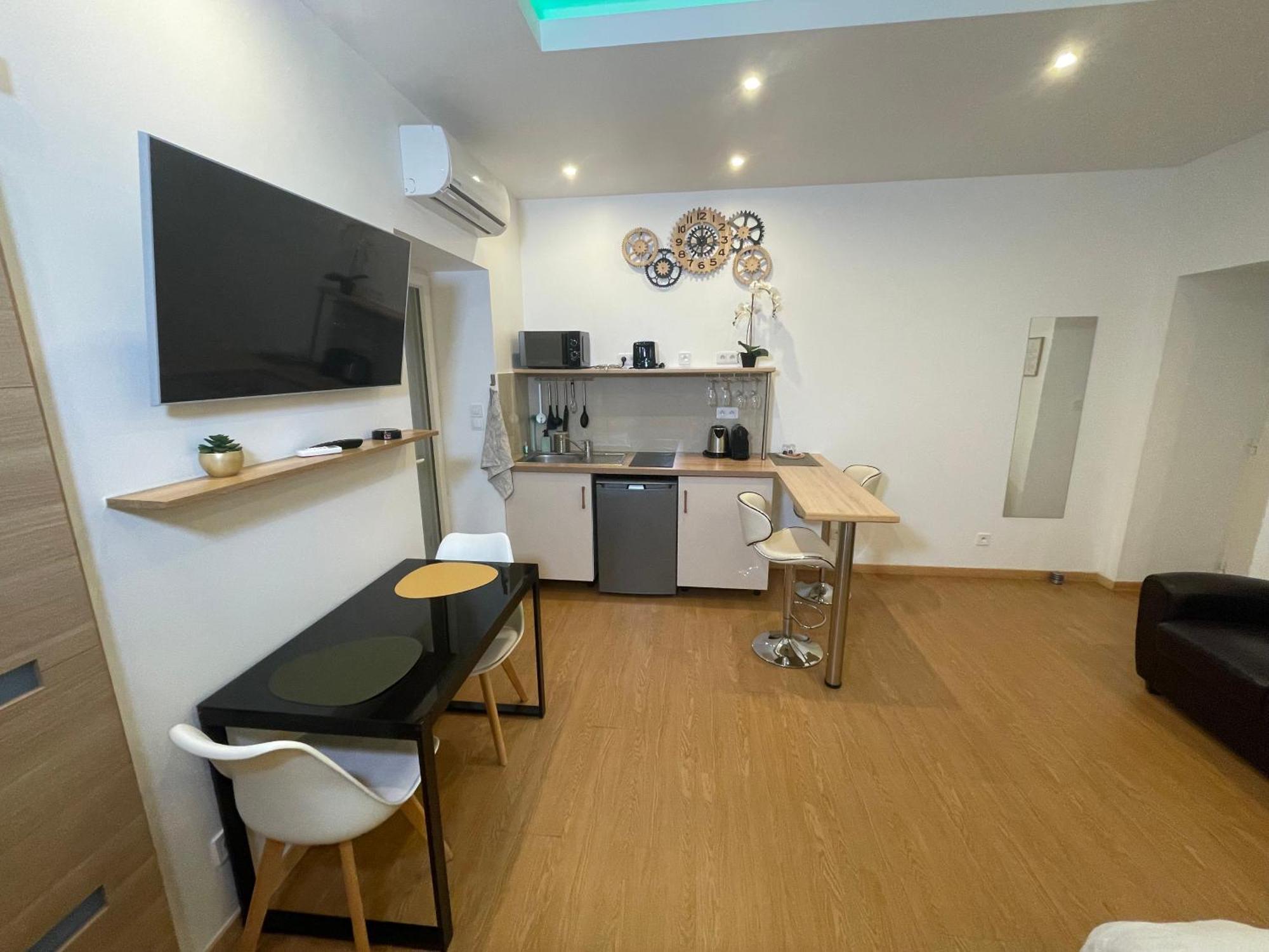 Aparthotel Akantha Nice