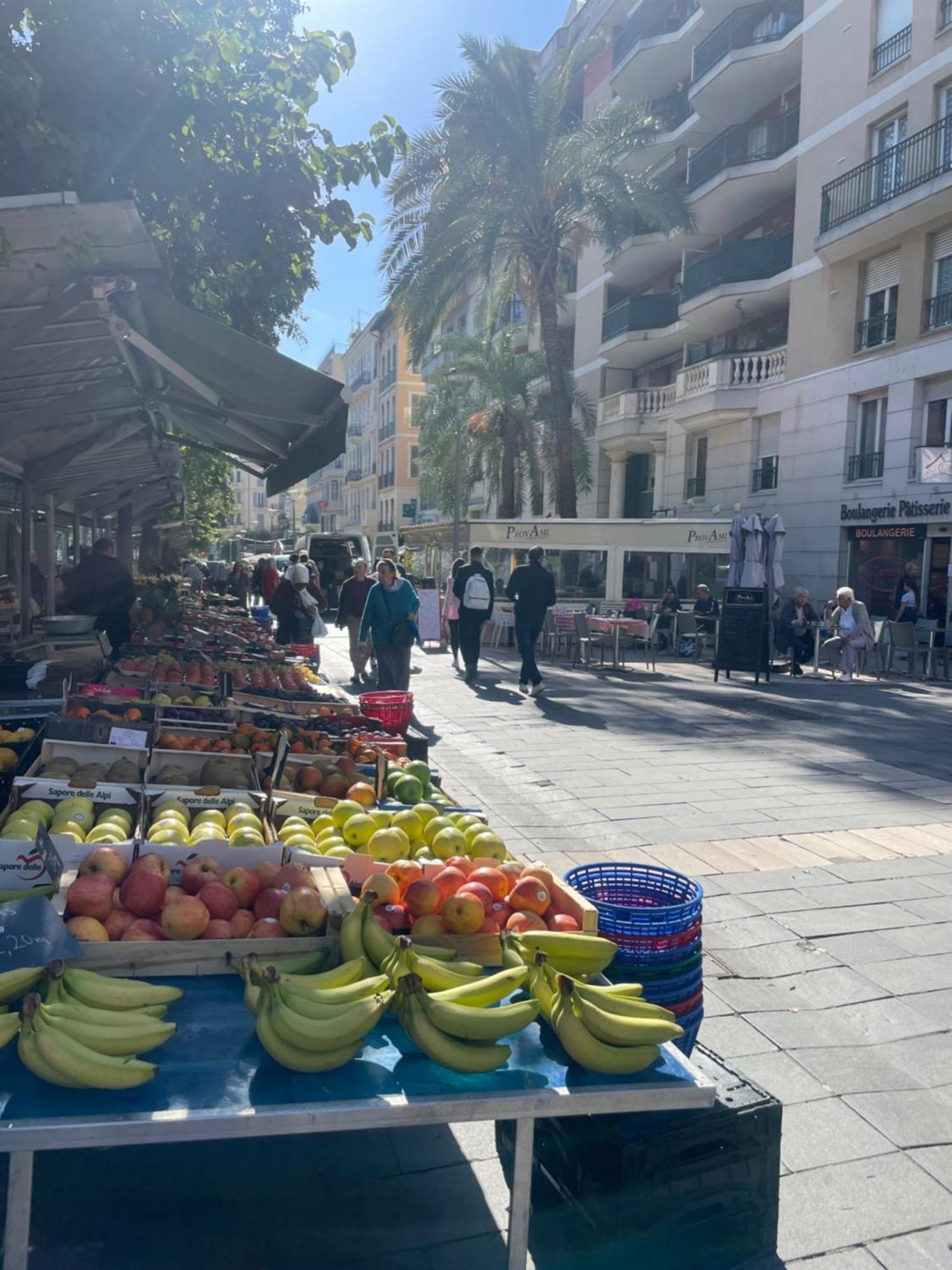 Apartment Bright At Mimi's