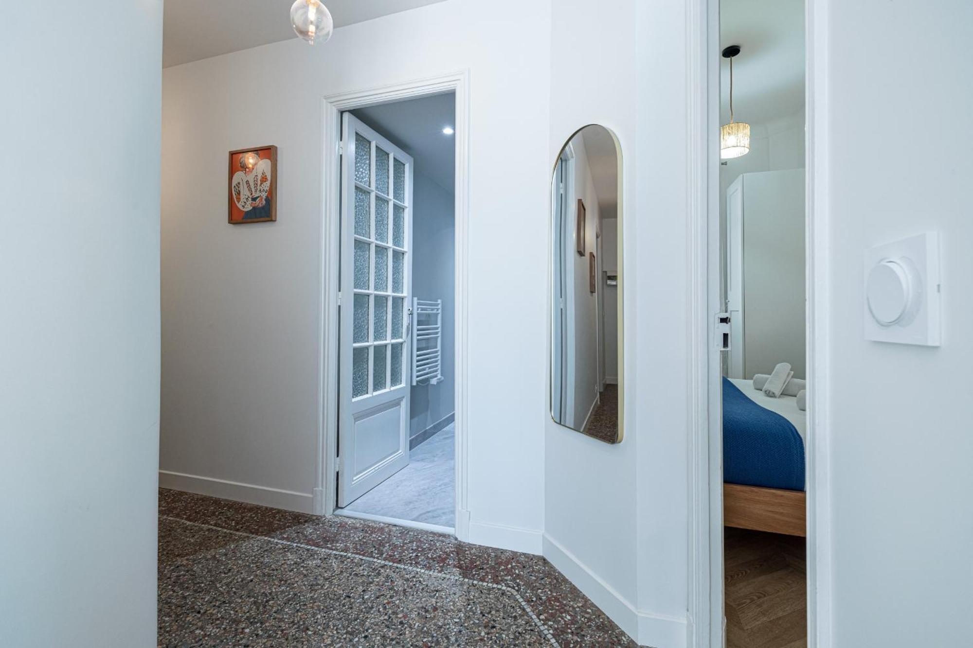 10 Amiral 201 - Magnifique - 2 - Centre-ville Nice