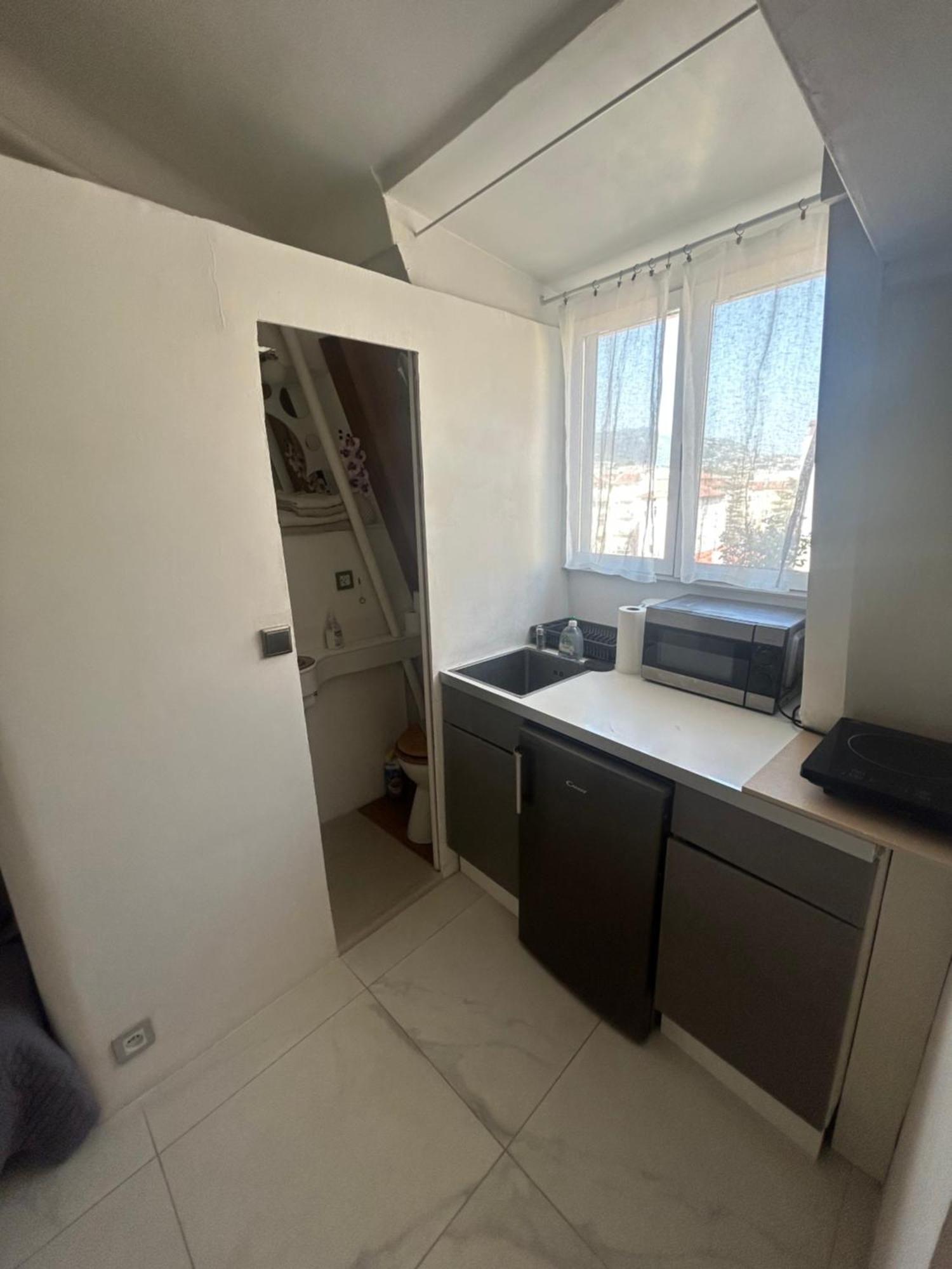 Apartment Centre
