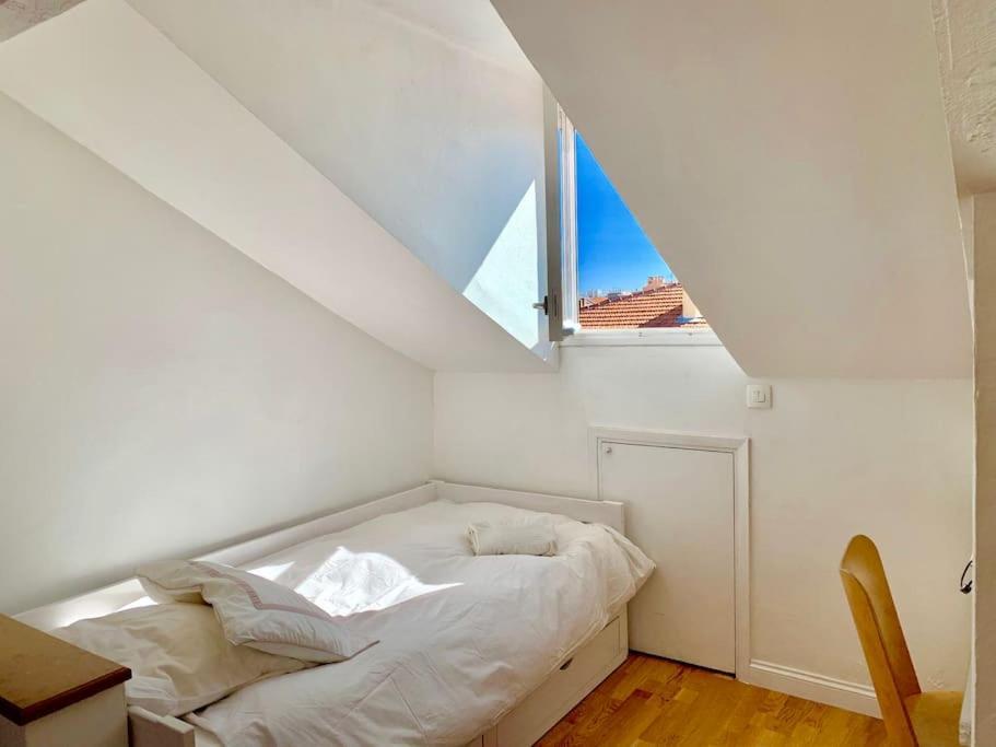 Renovated Chic Location *