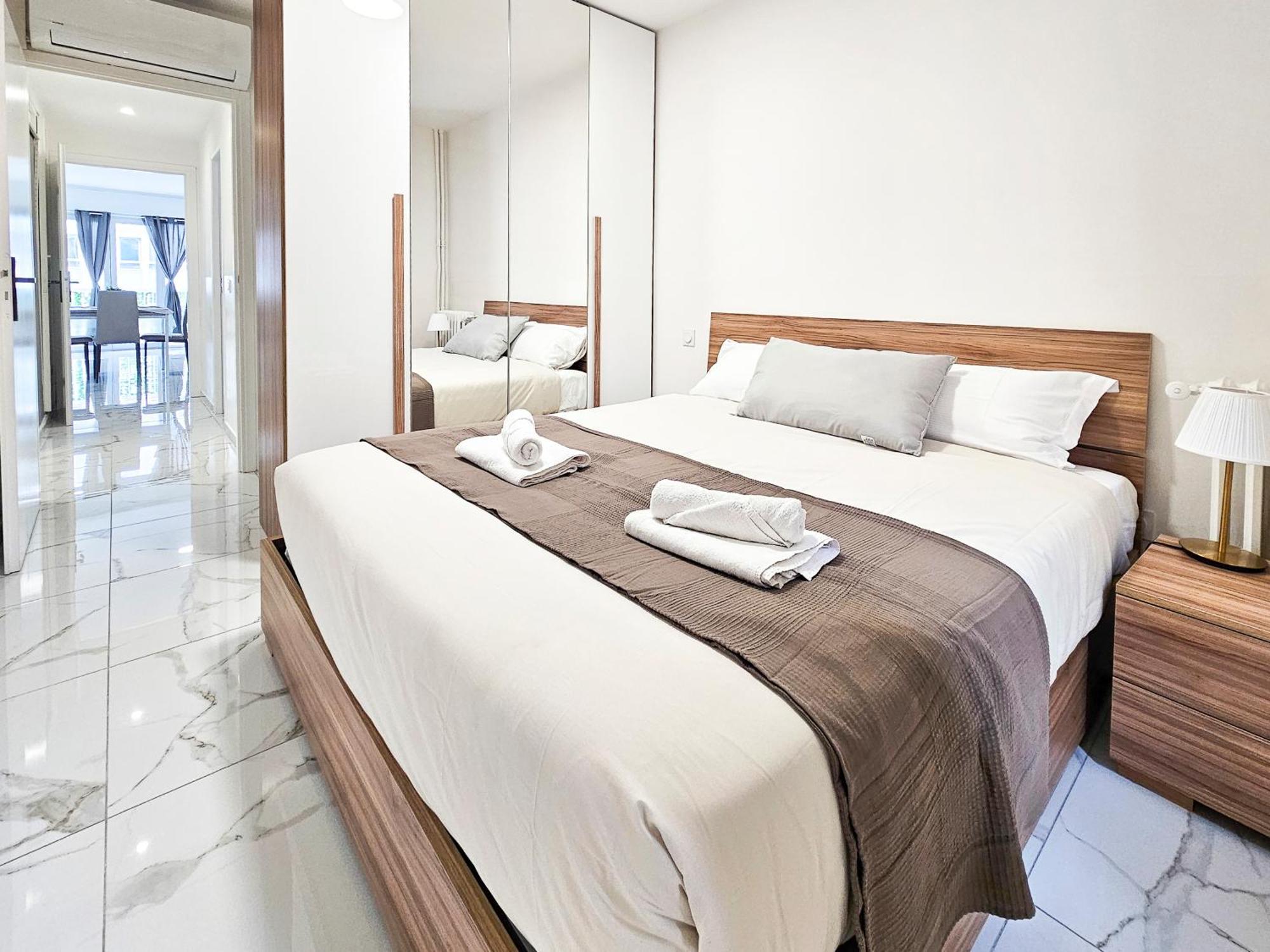 New Big Flat 8 Pers Ac Wifi