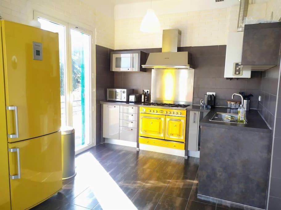 Penthouse 2bedroms 6pax- Views 45m2 Terrace Apartment