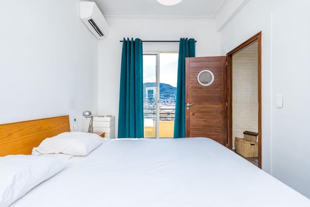 Penthouse 2bedroms 6pax- Views 45m2 Terrace Apartment