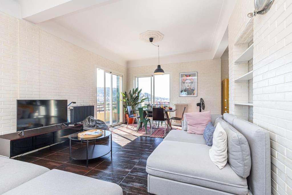 Apartment Penthouse 2bedroms 6pax- Views 45m2 Terrace Nice