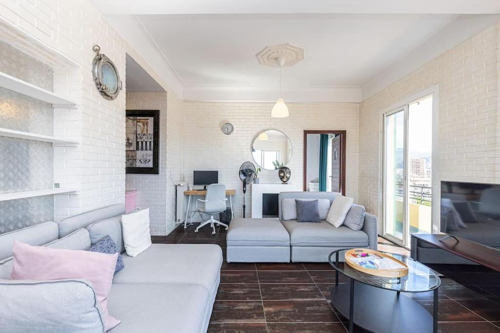 Penthouse 2bedroms 6pax- Views 45m2 Terrace Nice