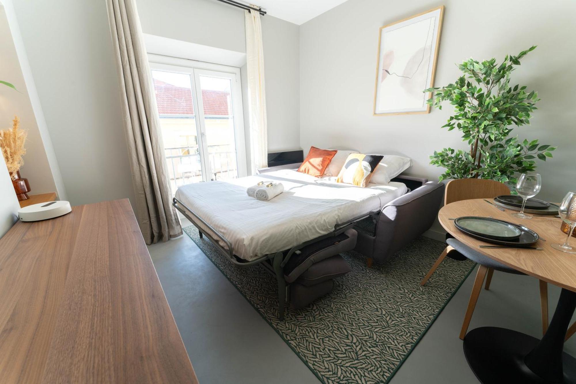 Apartment Old Town Diamond, Adorable Sunny With Ac *
