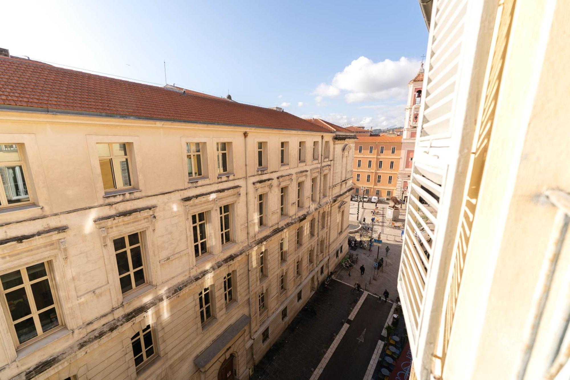 Apartment Old Town Diamond, Adorable Sunny With Ac