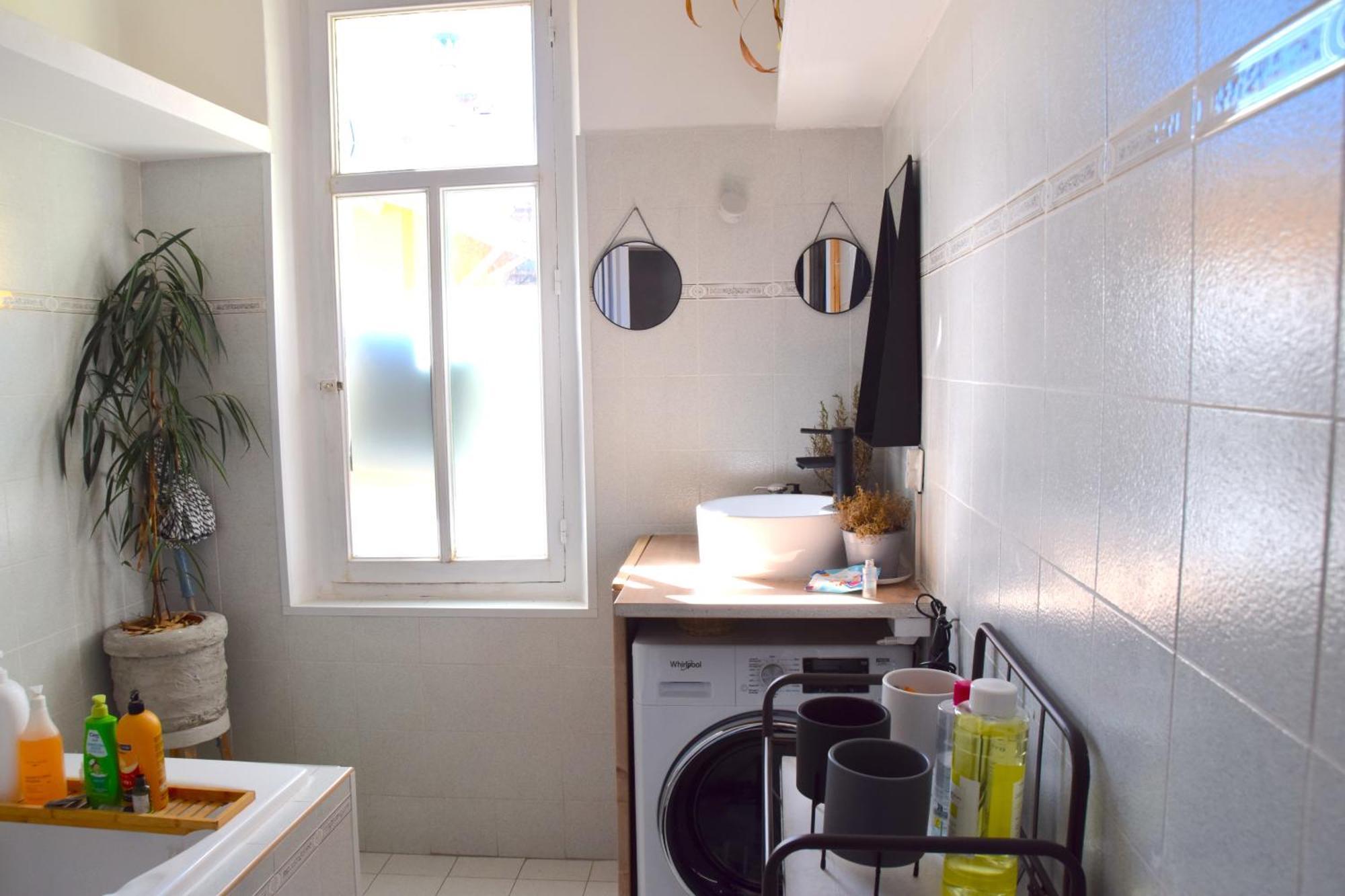 Quartier Chic L L Gare L Tramway Homestay