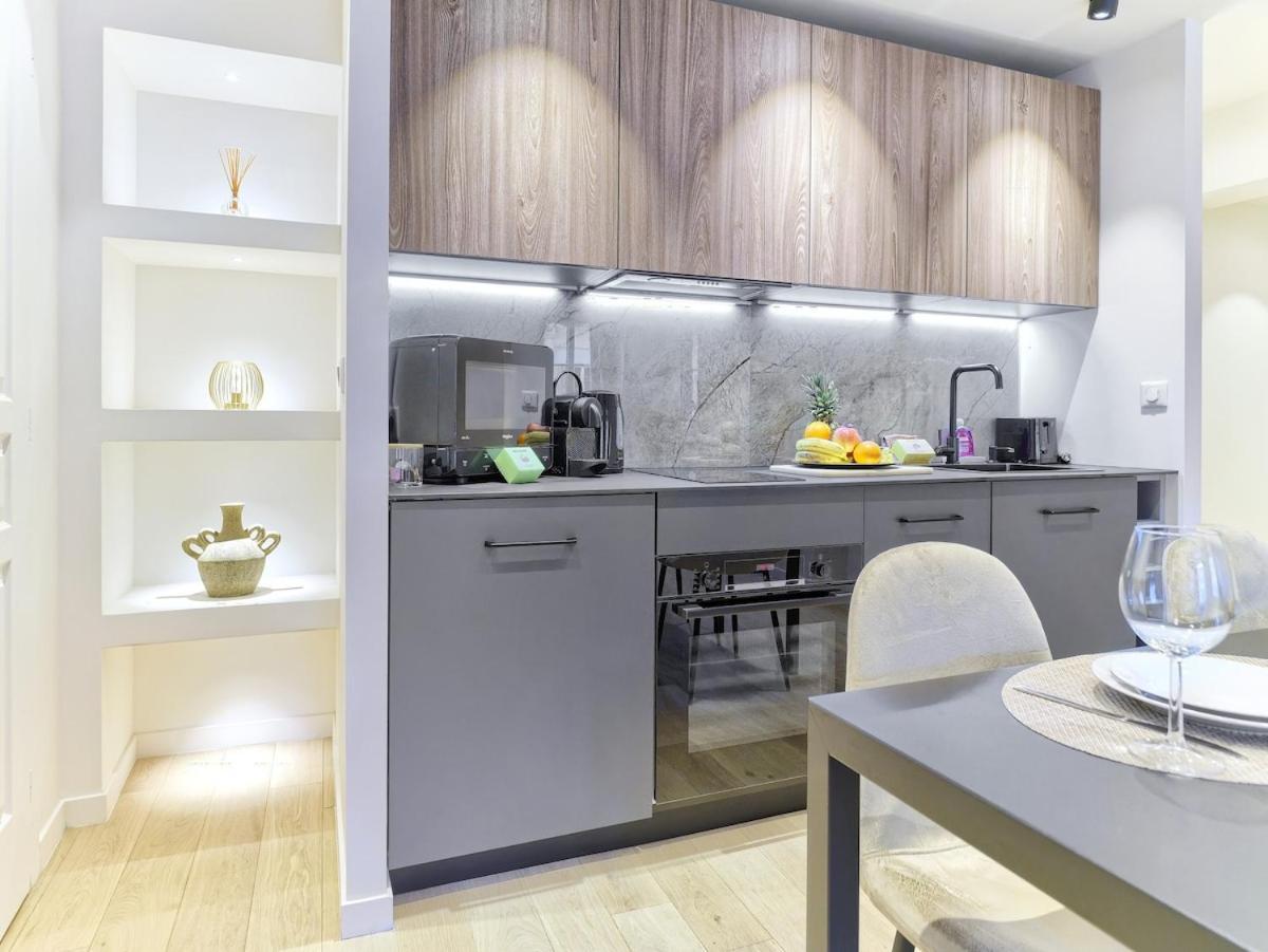 Apartment Hyper Centre-duplex De Charme- Luxe-clim Reversible- 10mn Place Massena Nice