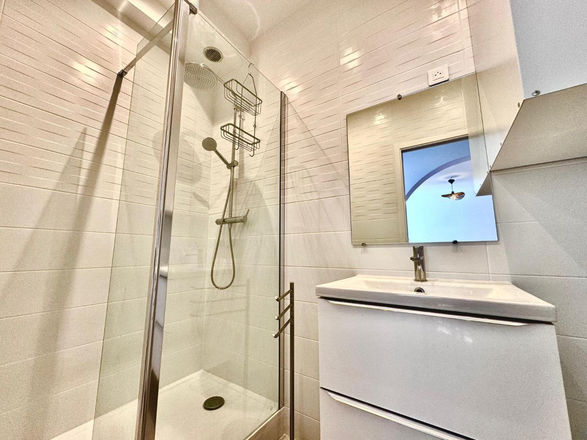 Riviera - Clocher D'alexandre - Old Town - Promenade Des Nice