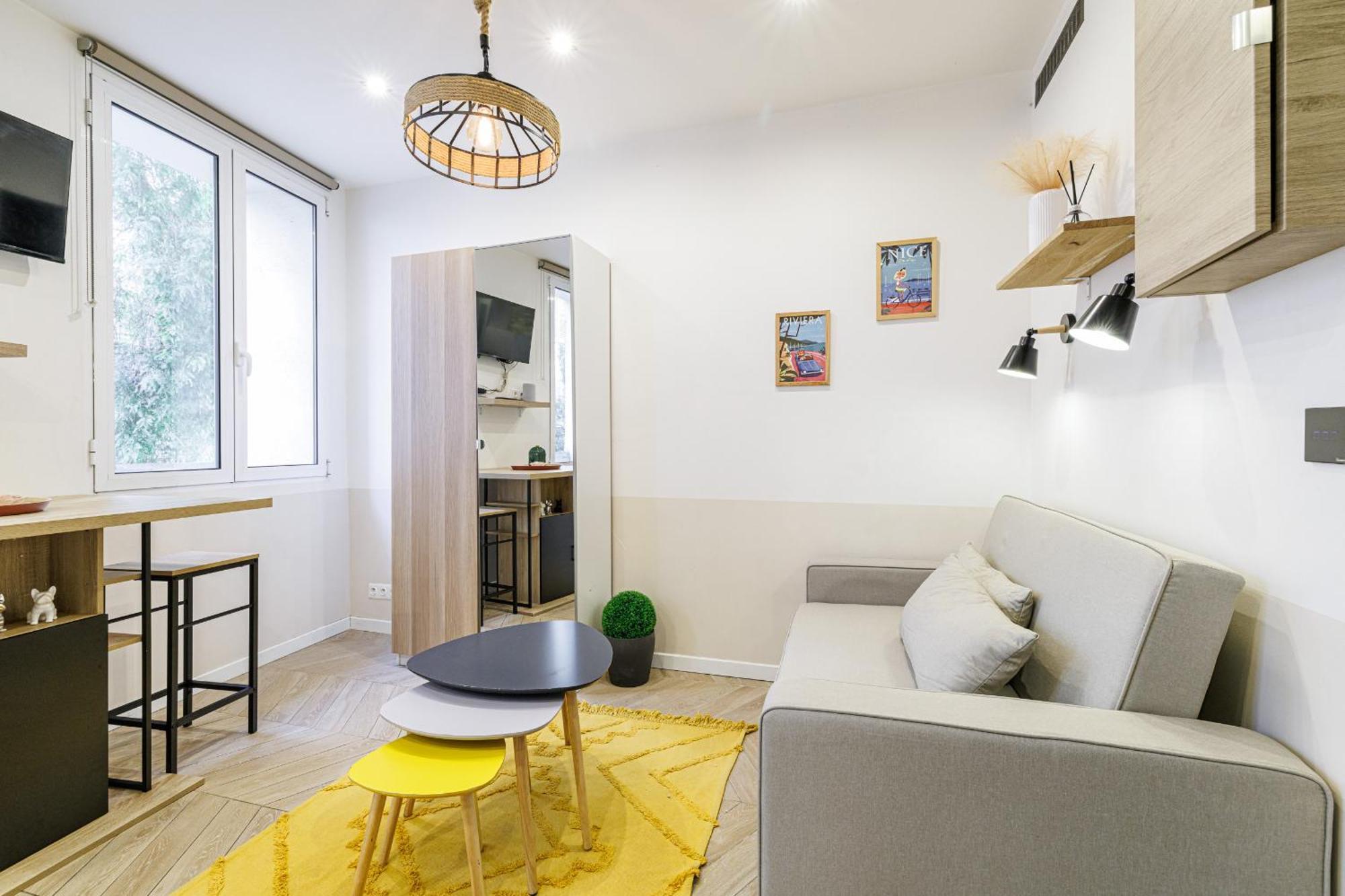 Ultra 1 Bdr - Ac * Nice