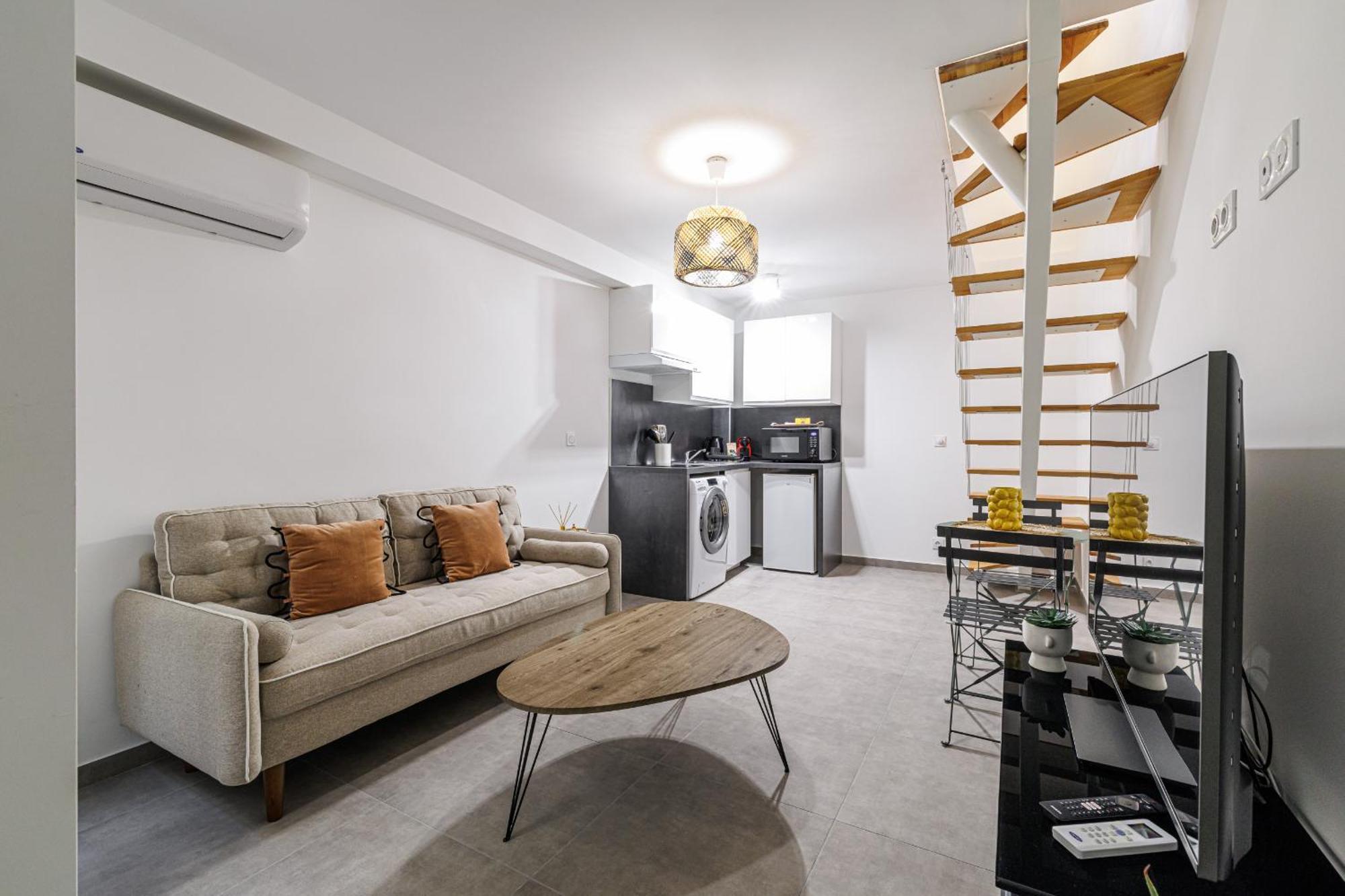 Apartment 1 Bdr Duplex Downtown - Ac