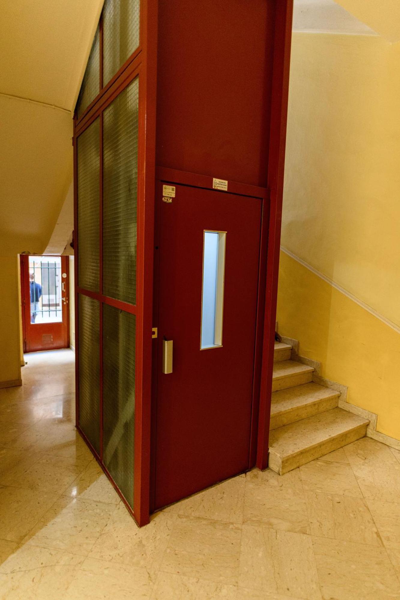 Hyper Centre, Balcon, 5min De La Plage, Ac Apartment Nice