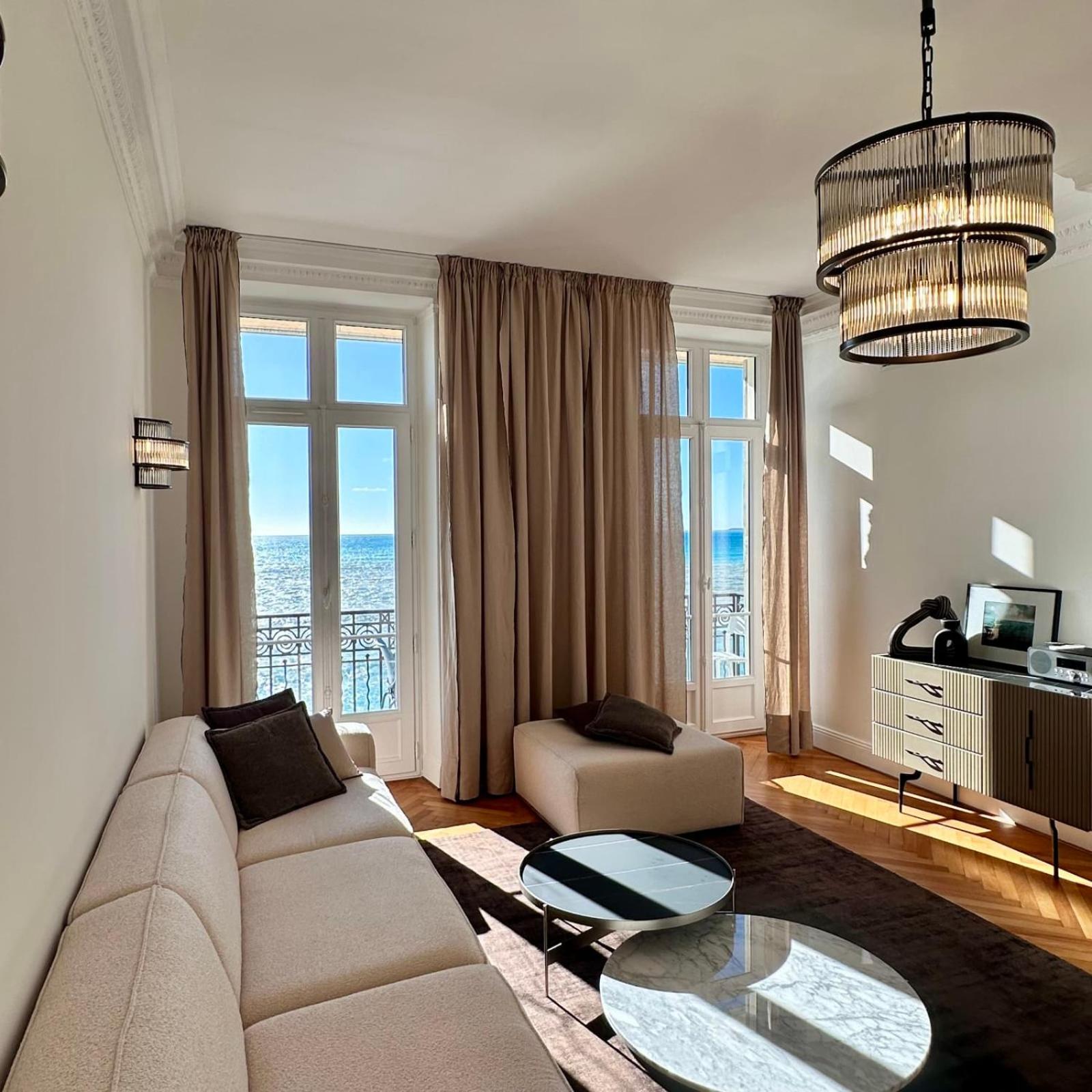 Quai Promenade View Balcony With Breathtaking View Apartment