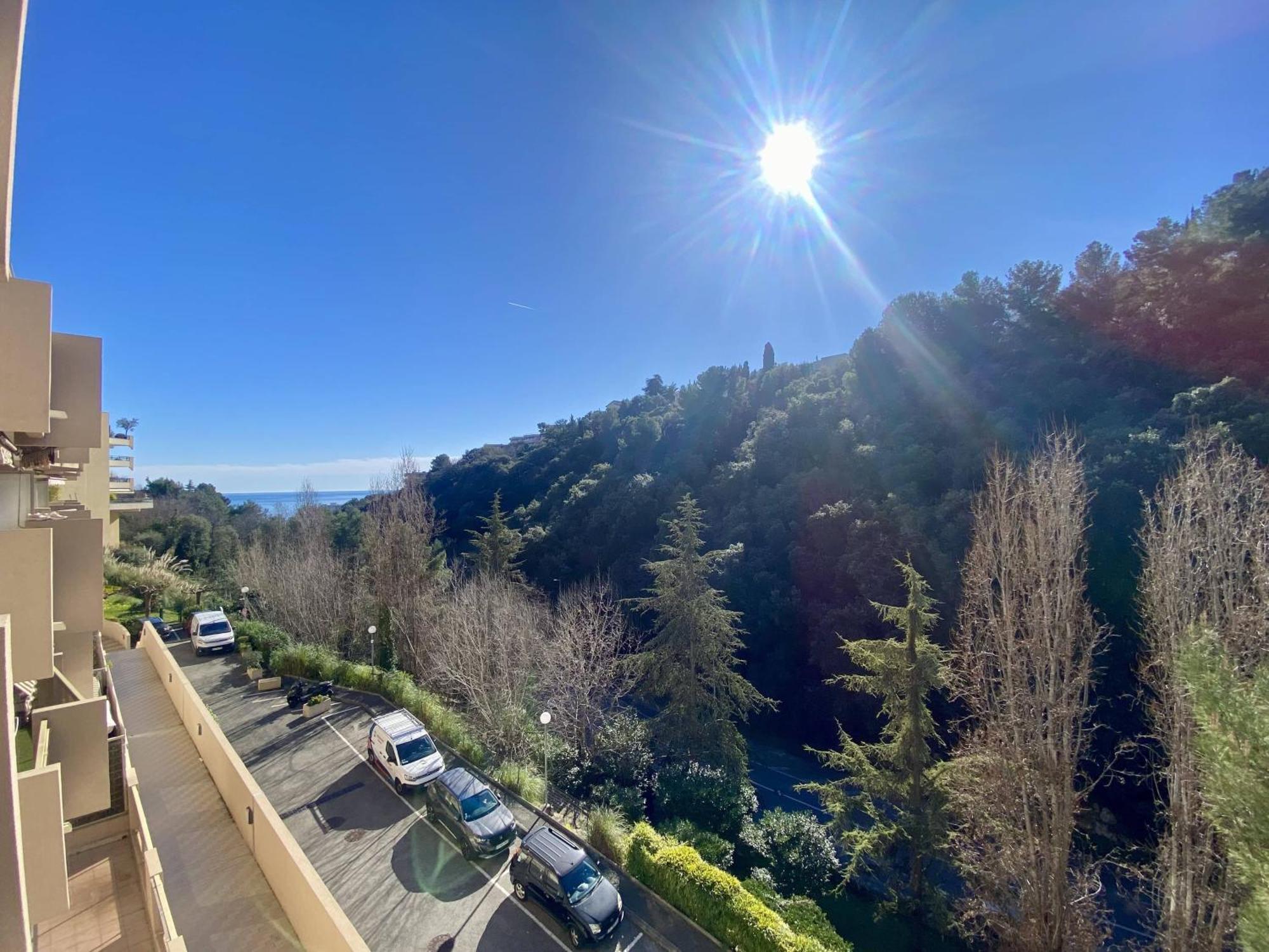 Ouest 2p Sea View, Pool, Quiet * Nice