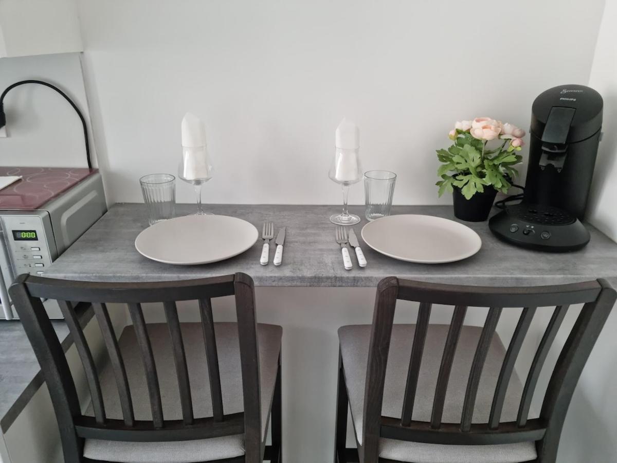 Apartment 2 Pieces Nice