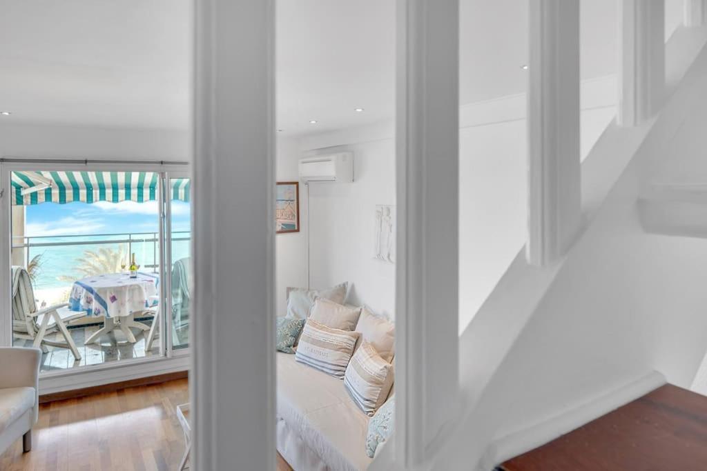 Apartamento La Prom - A Two Bedroom With A Sea View Nice