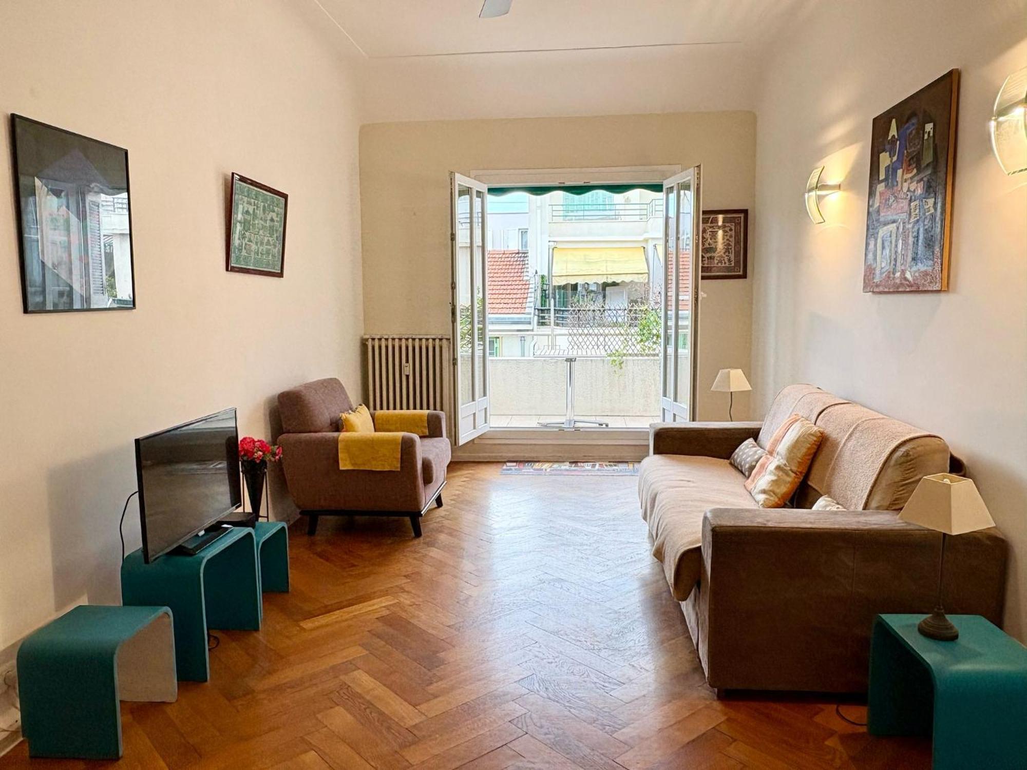Rossini Flat With Terrace * Nice