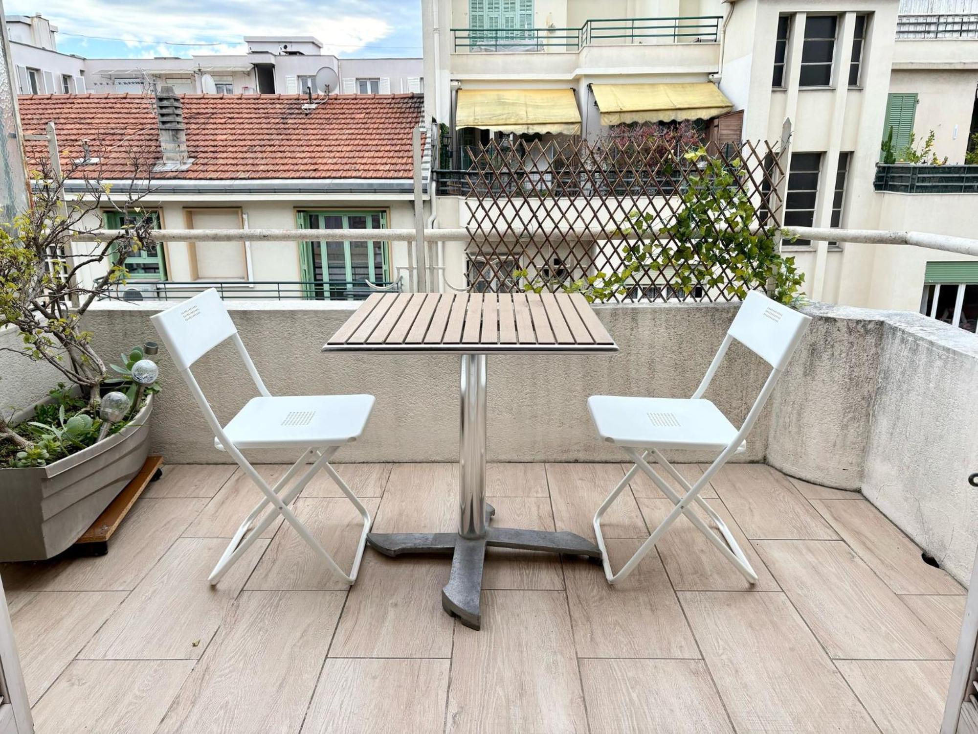 Rossini Flat With Terrace Nice