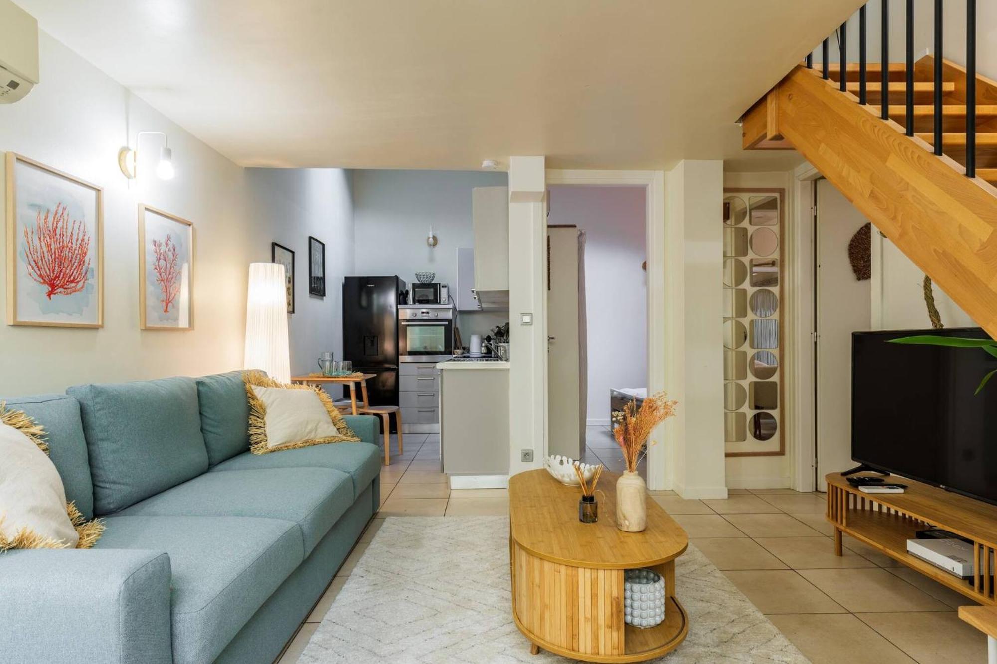 3 Pieces Au Coeur Du Carre D'or