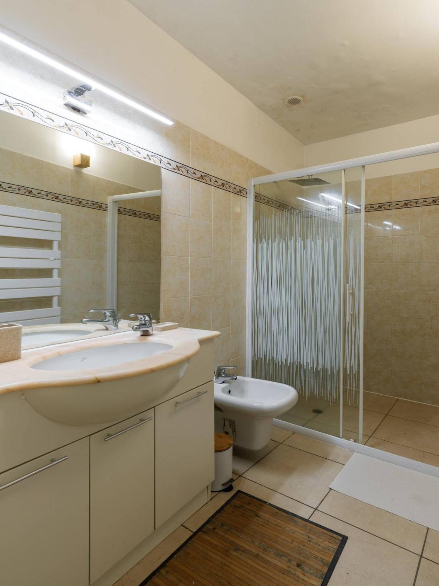 3 Pieces Au Coeur Du Carre D'or Apartment