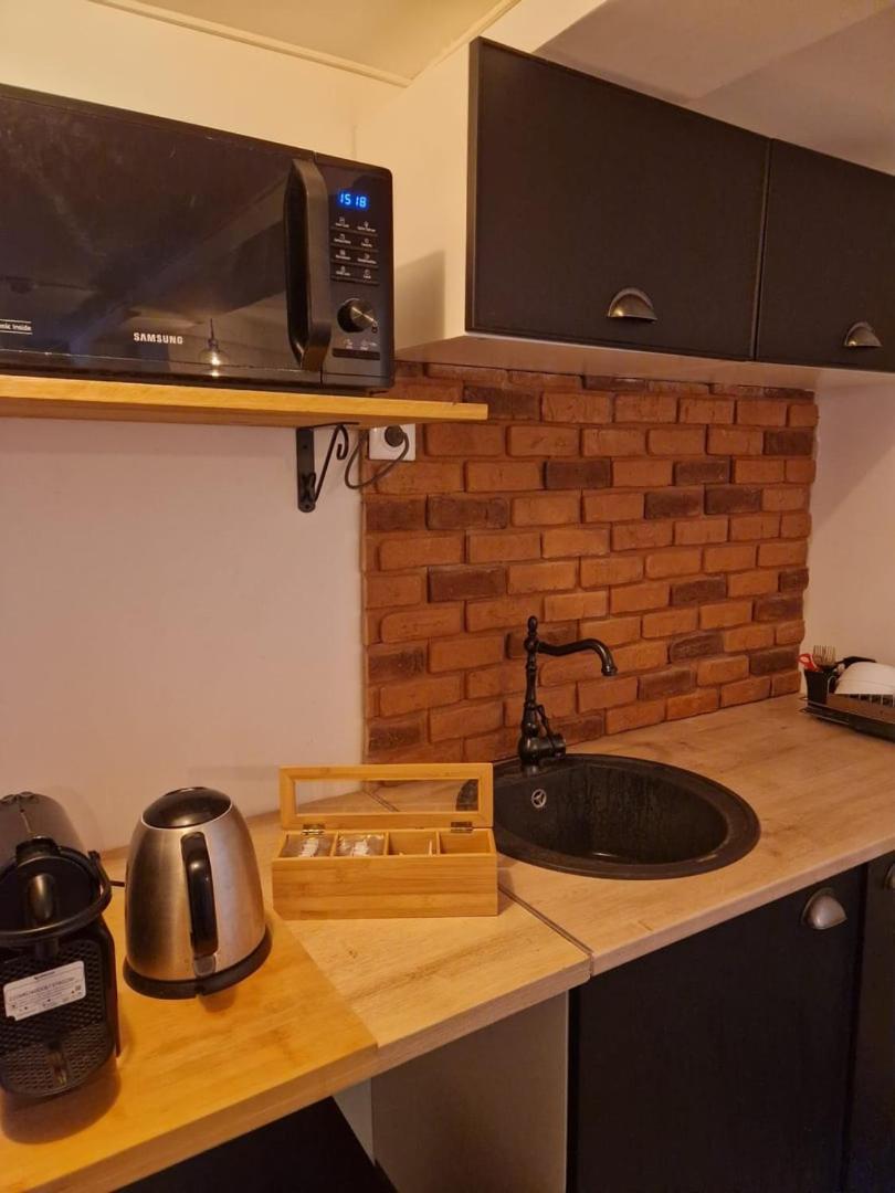 Apartment A 2 Pas De La Promenade Des