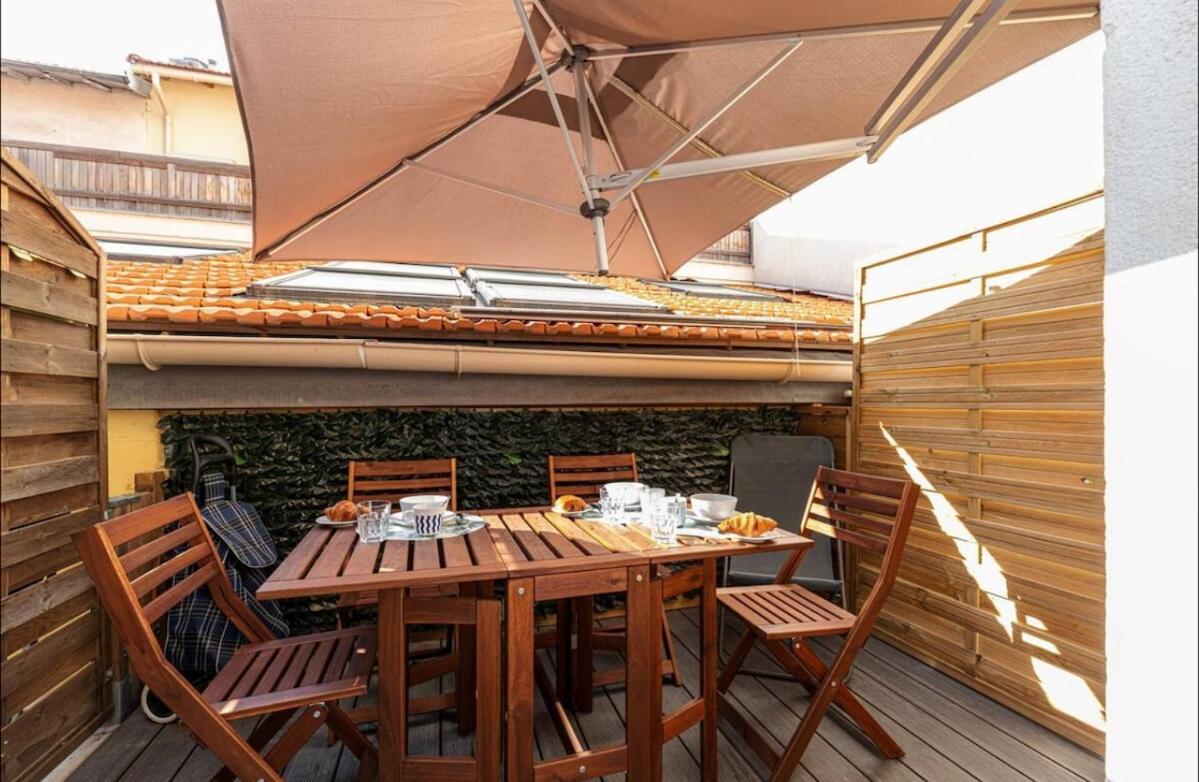 1 Bed, Center Of With Ac Appartement