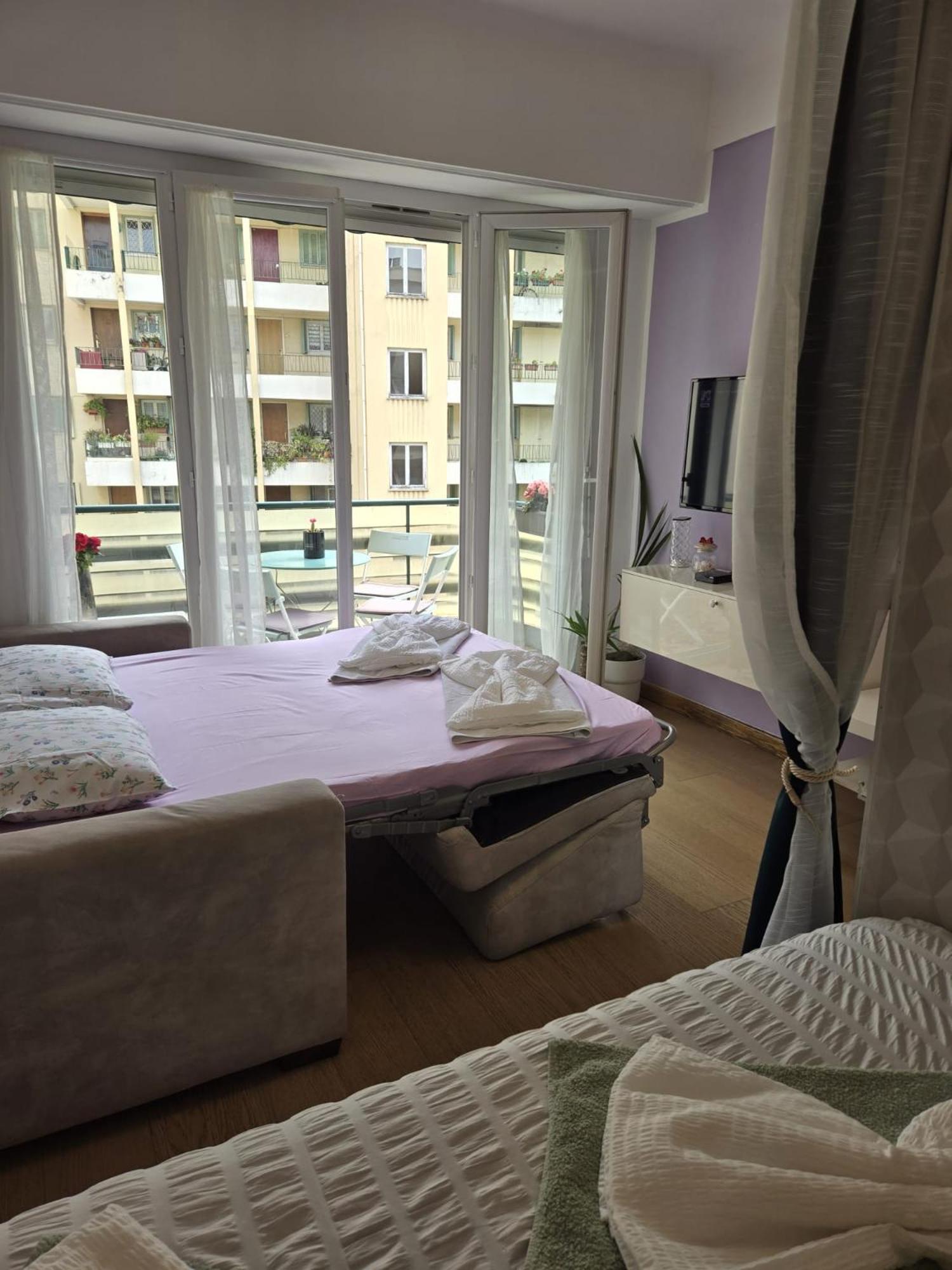 Gloria Apartment Nice