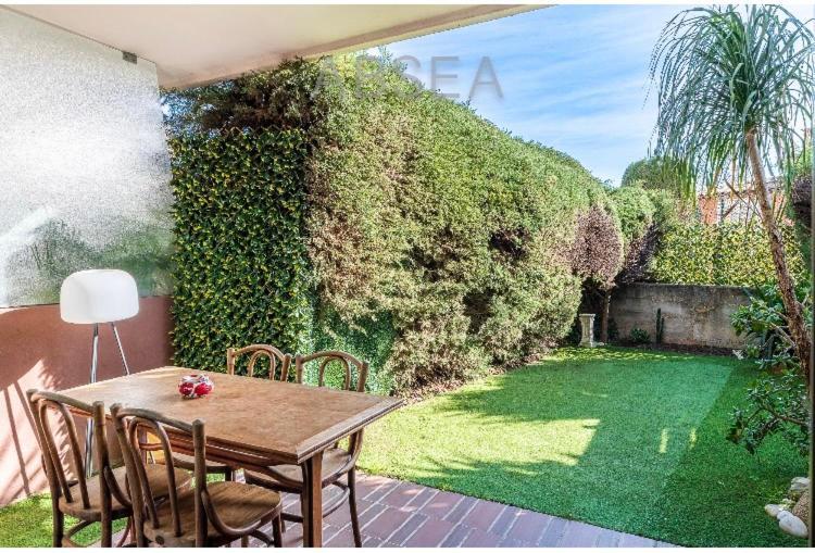 4 Personnes Belles Terres , Piscine Apartment *