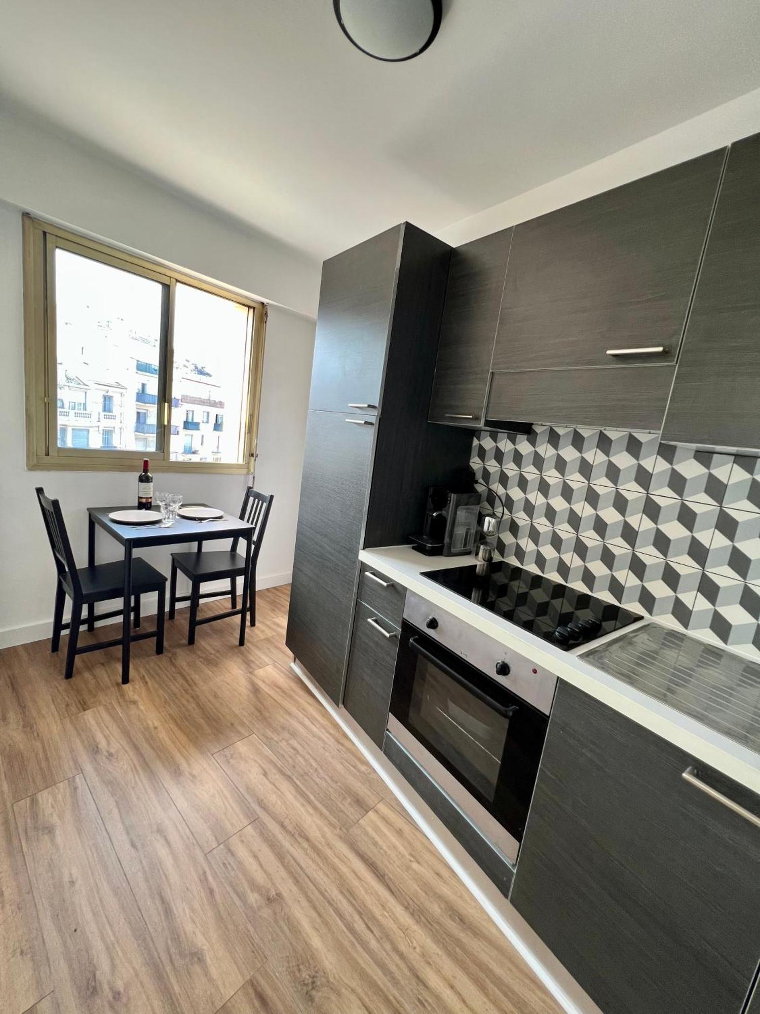 Cosy Et Lumineux ,boulevard Gambetta, Apartment
