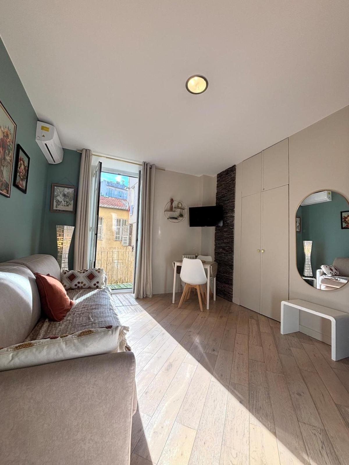 Plein Centre Rue Pietonne *