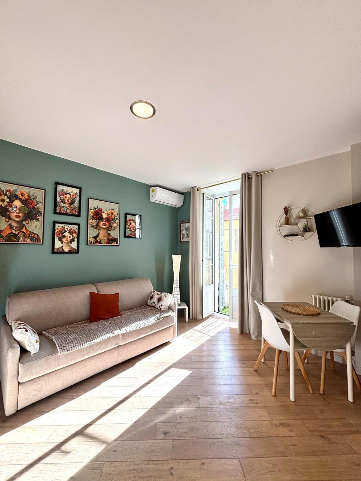 Apartment Plein Centre Rue Pietonne *