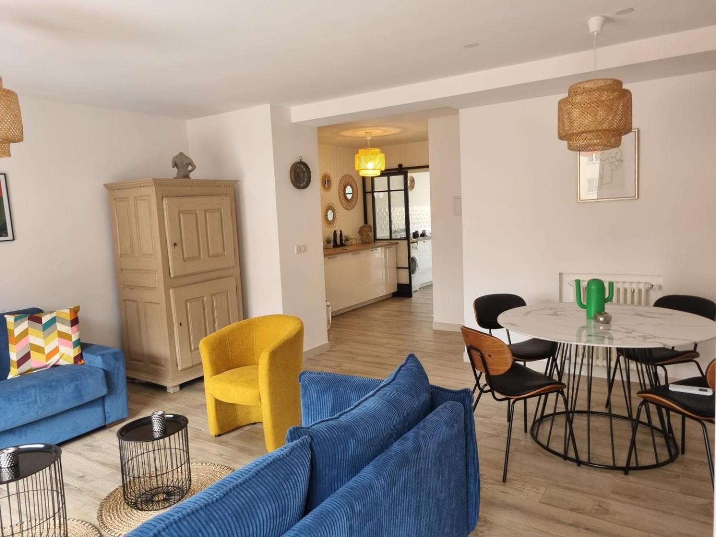 Magnifique T3, Spacieux, Lumineux Et Traversant Nice