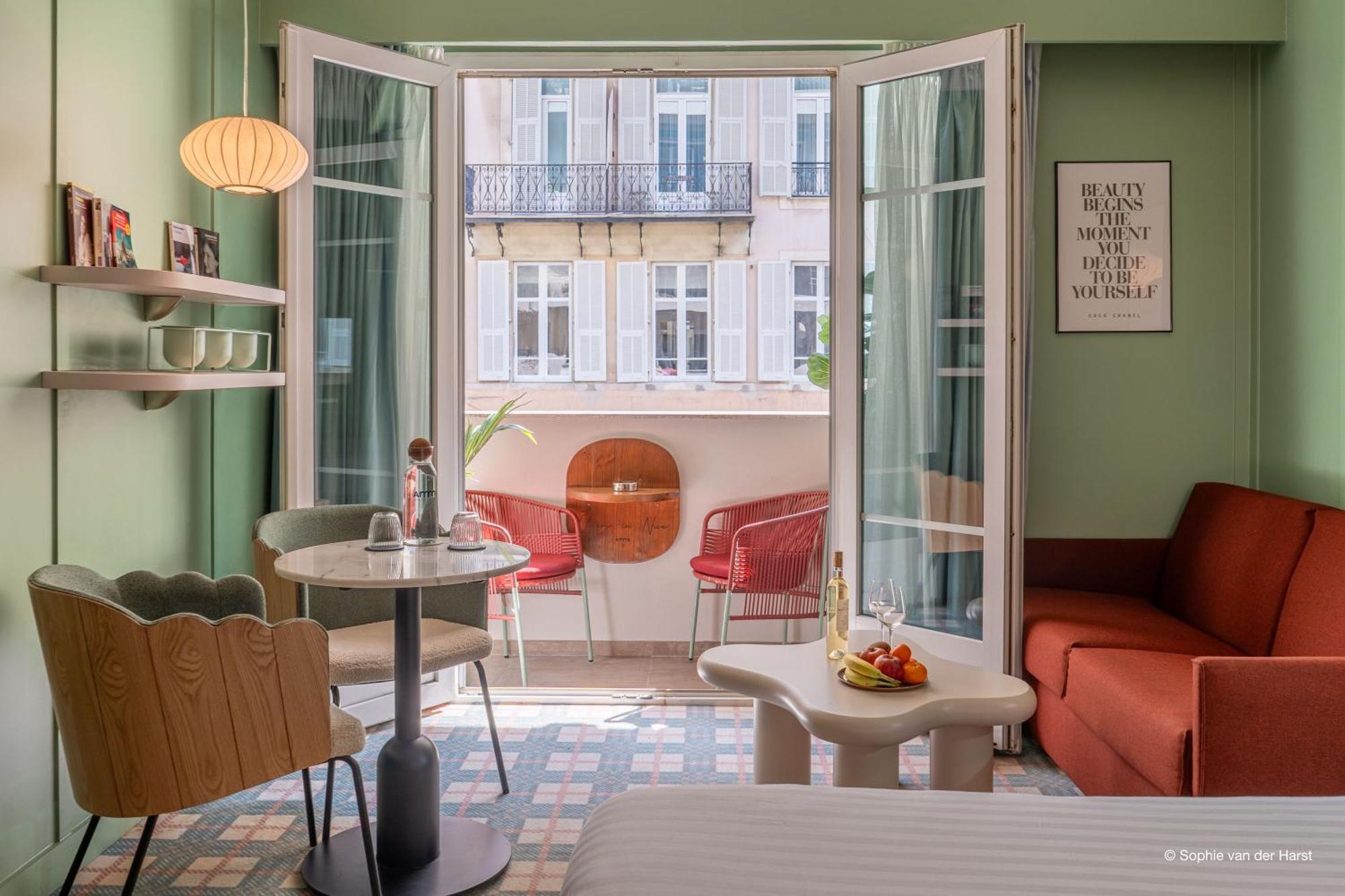 Ammi Lafayette 3* Nice