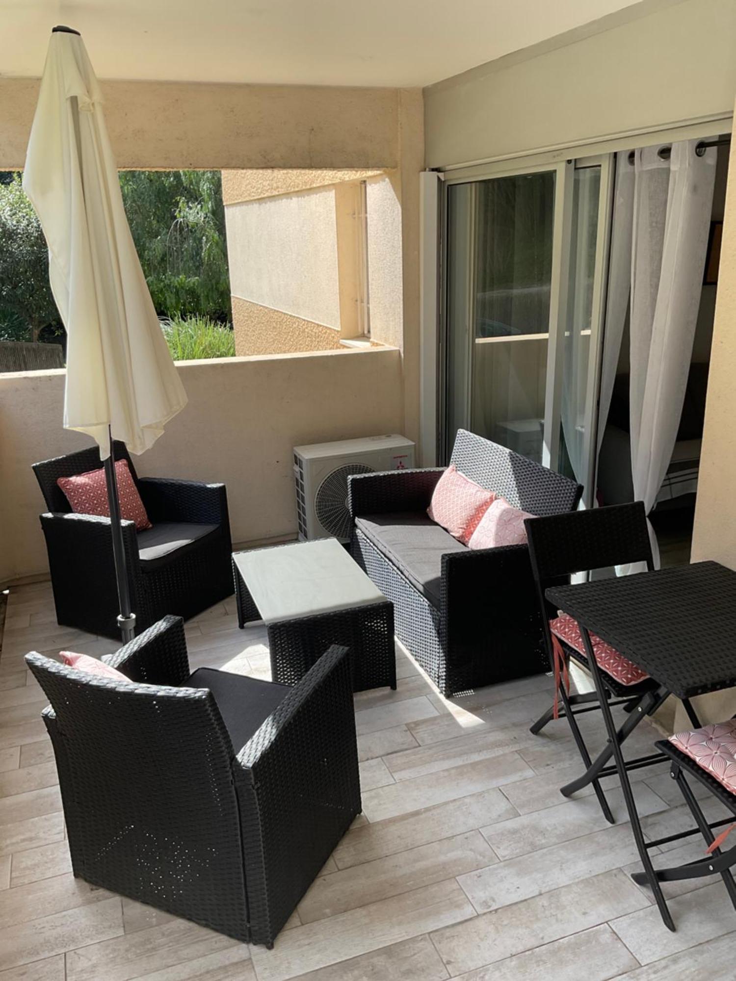 Apartment Coin Nuit Terrasse Parking Clim *