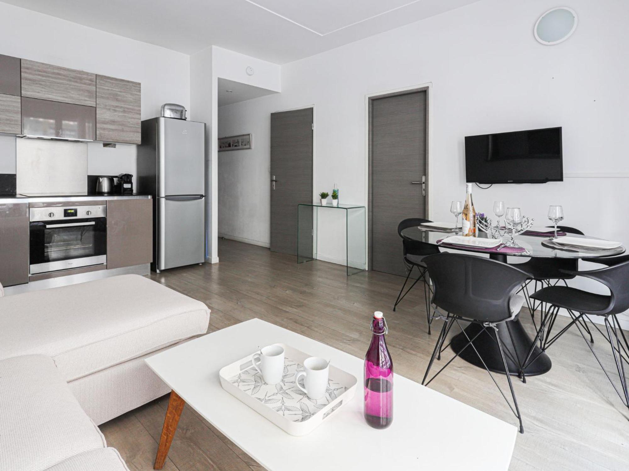 Le Mozart By Interhome