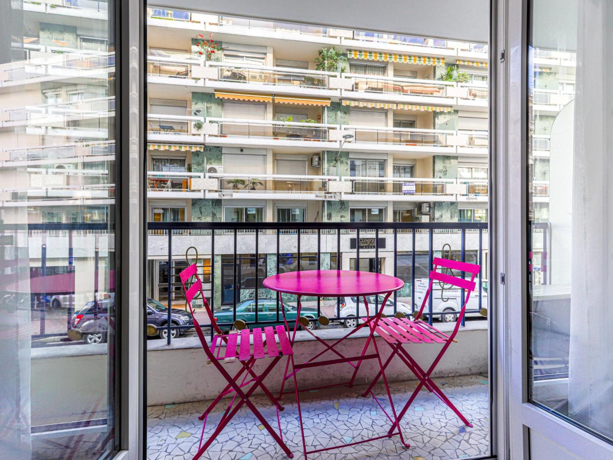 Apartment Le Mozart By Interhome