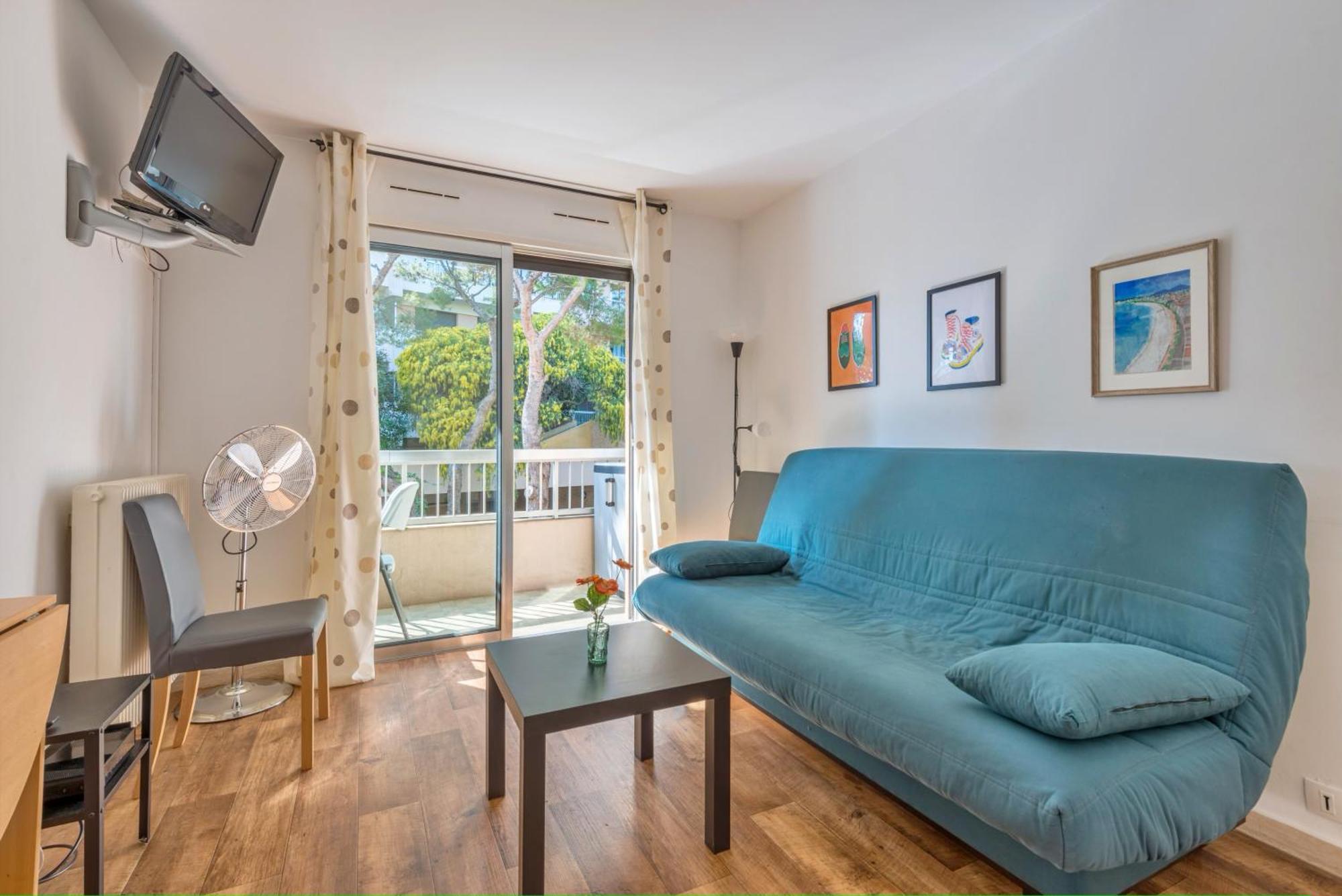 Le Petit Balcon Apartment