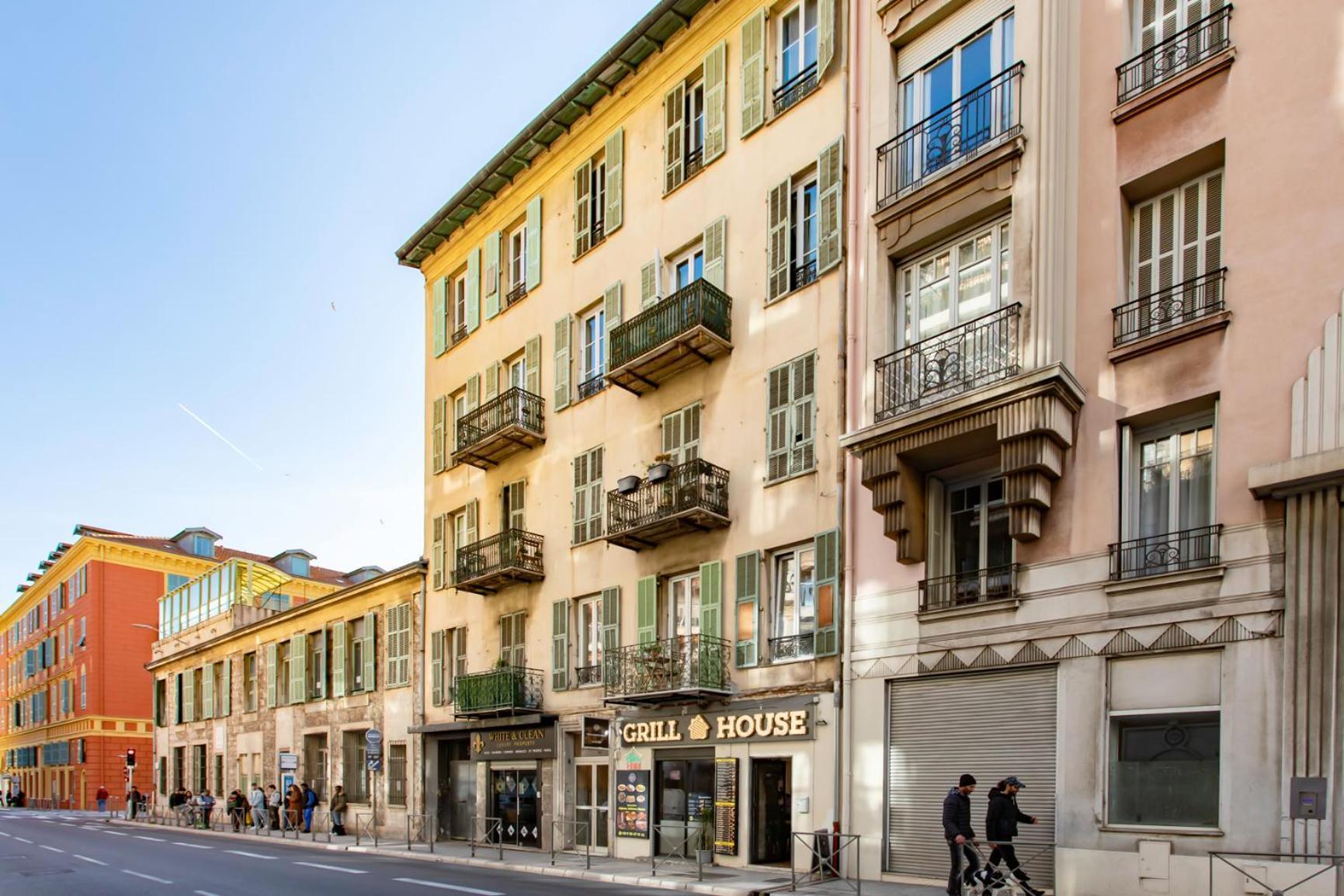 #25 2bdr Port, 5min From The Old Town Balcony, Ac&wifi Nice