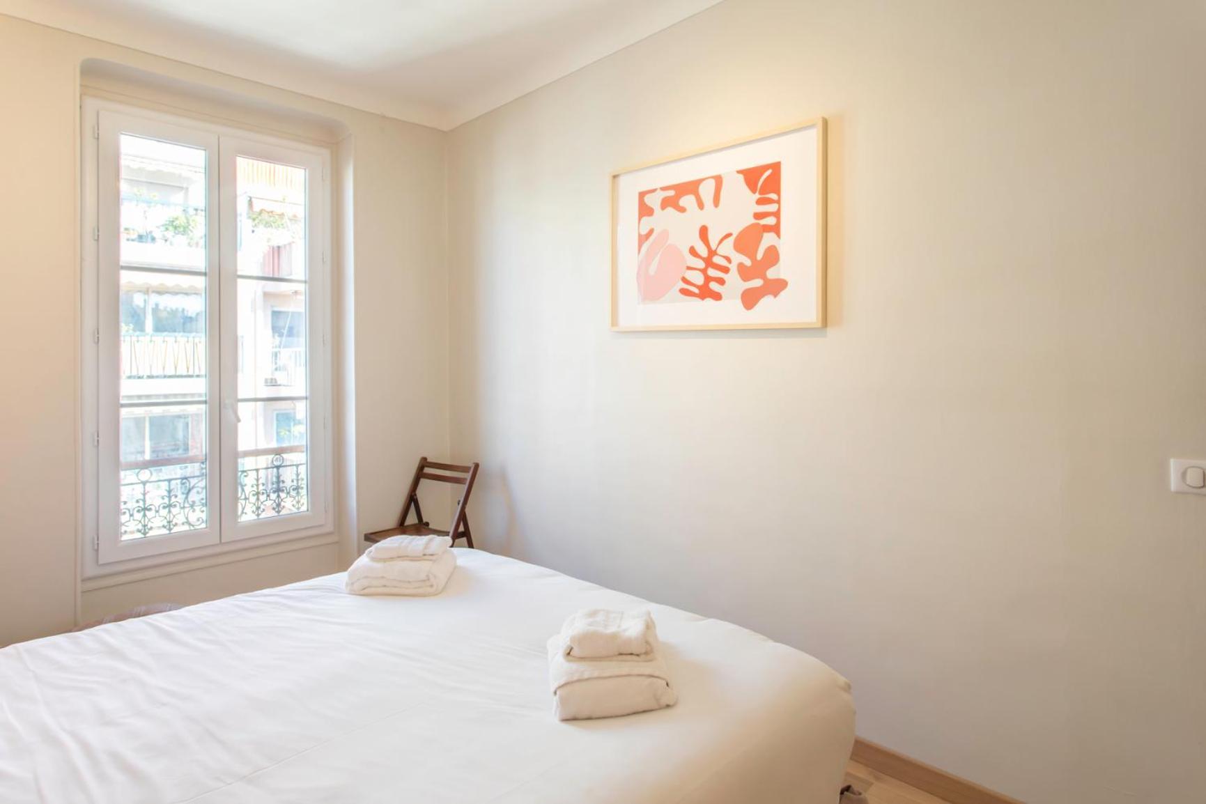 #25 2bdr Port, 5min From The Old Town Balcony, Ac&wifi Apartment *