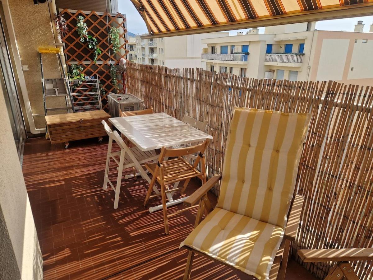 Chez Stella - Proche Apartment