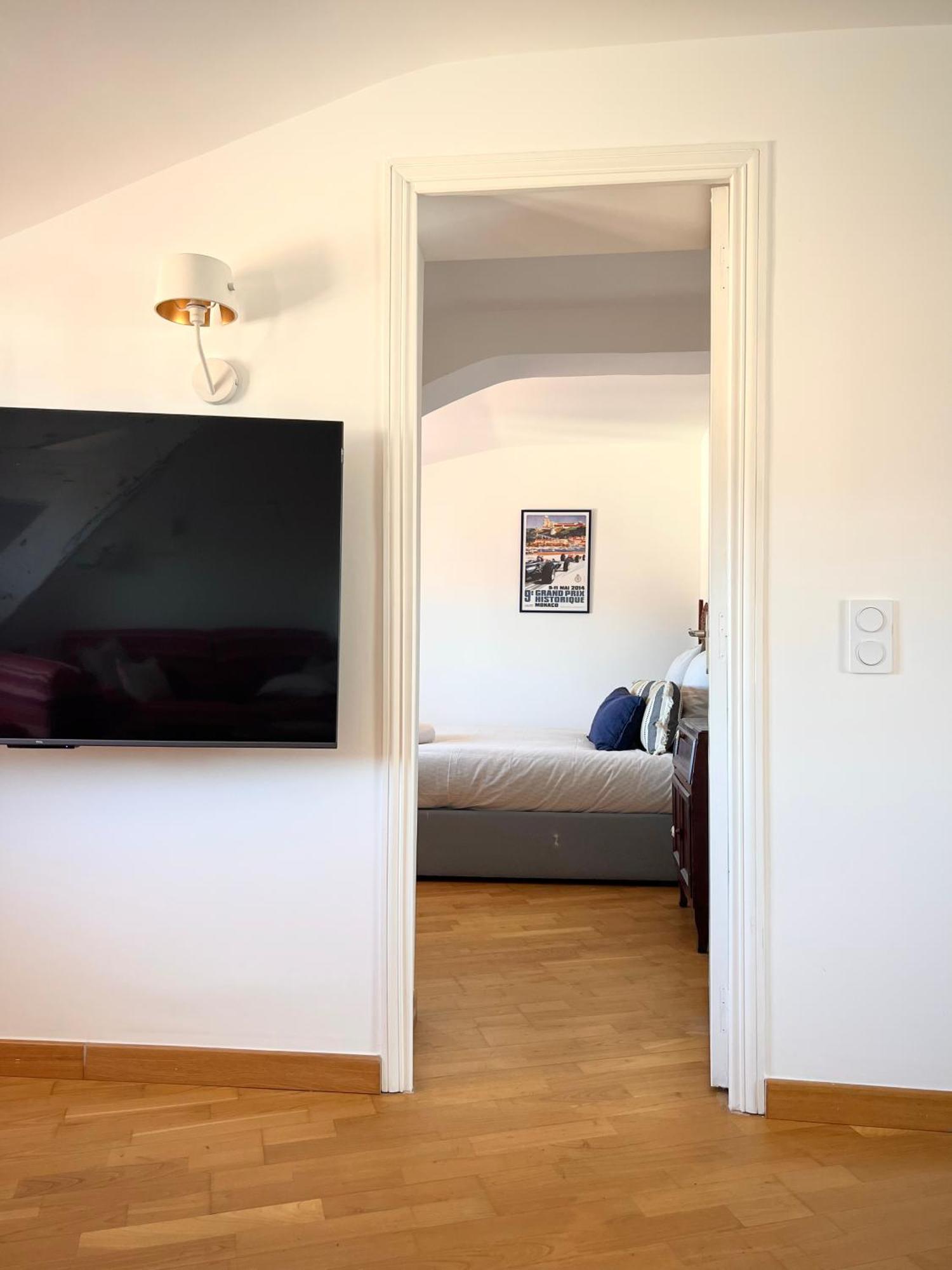 Charming Peaceful Haven In The Golden Square, Air-conditioned * Nice