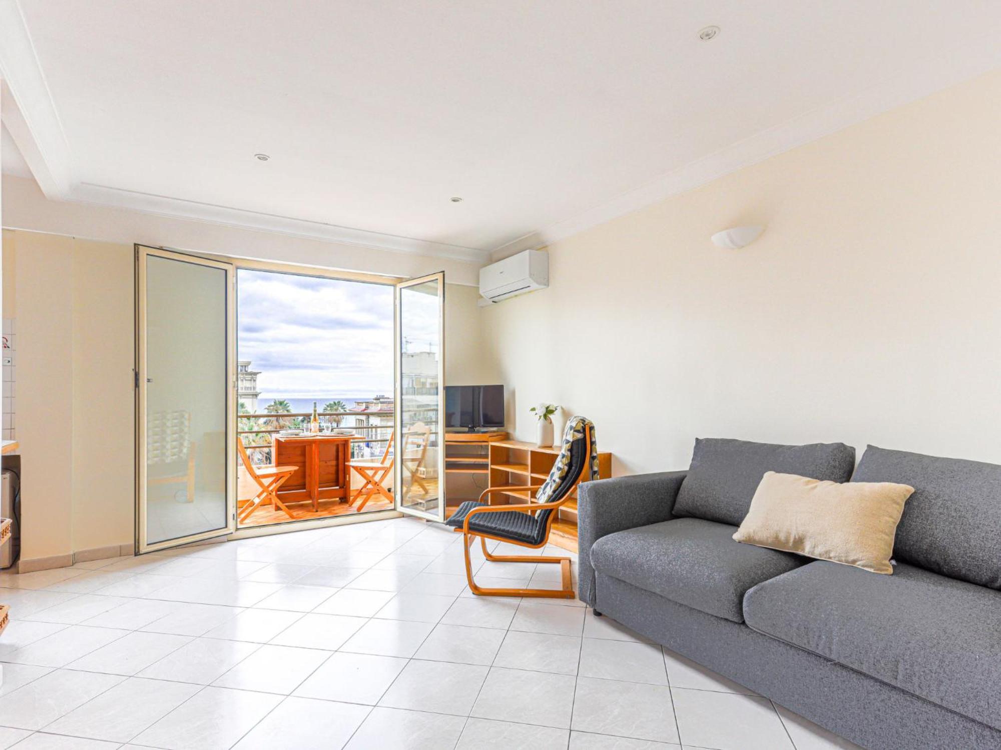 Apartment Le Mirazur By Interhome