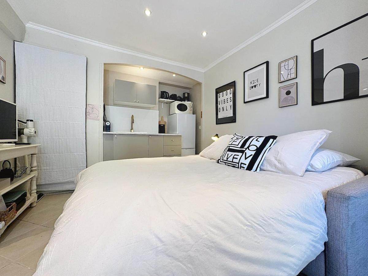 Cosy Avec Jardin Privatif - Carabacel,
