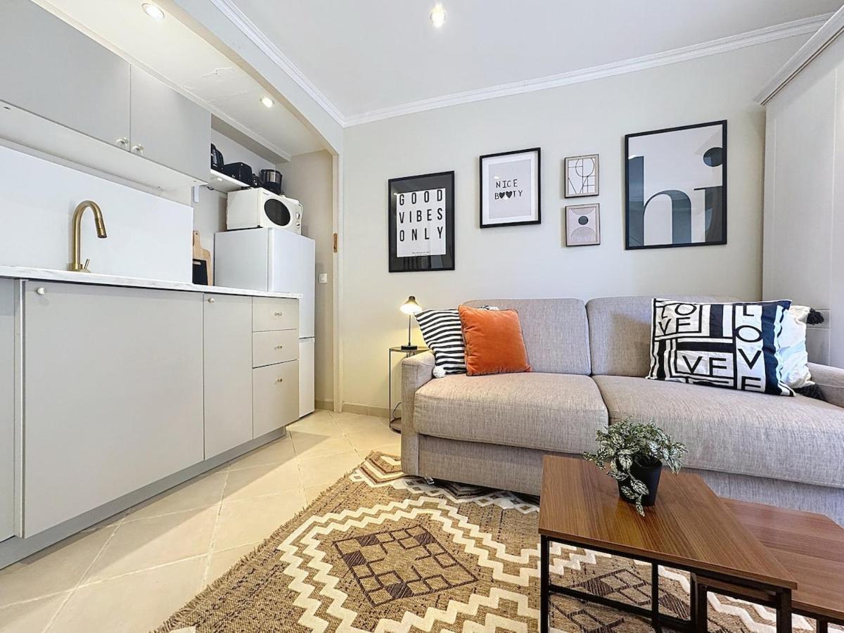 Cosy Avec Jardin Privatif - Carabacel, Apartment Nice