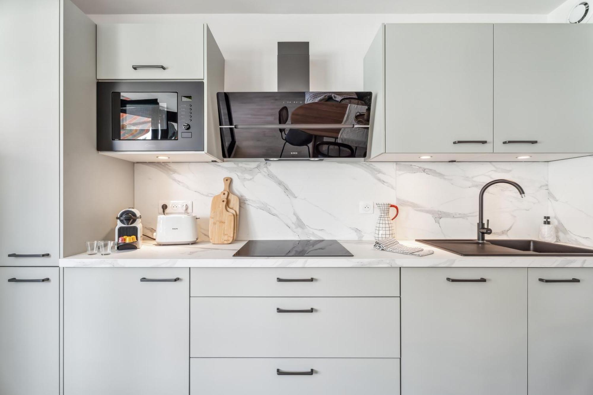 Apartment Renting - Fleurs - Luxury Terrace Quiet Private Parking Nice