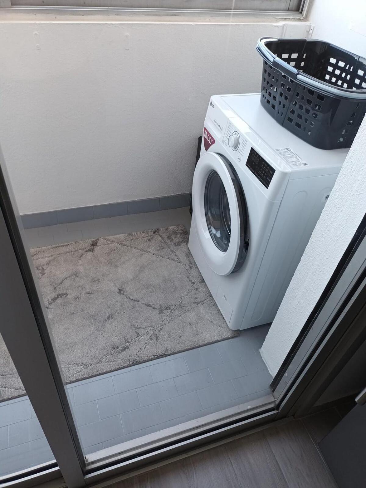 Floor With Sea View, Clim And Veranda Apartment